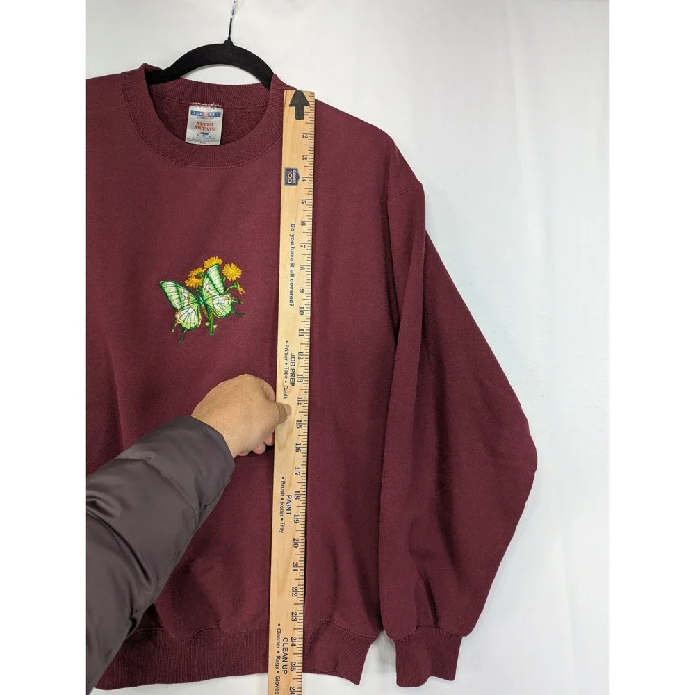 Jerzees Super Sweats Burgundy Embroidered Butterfly Crewneck Sweatshirt‎ Mens M